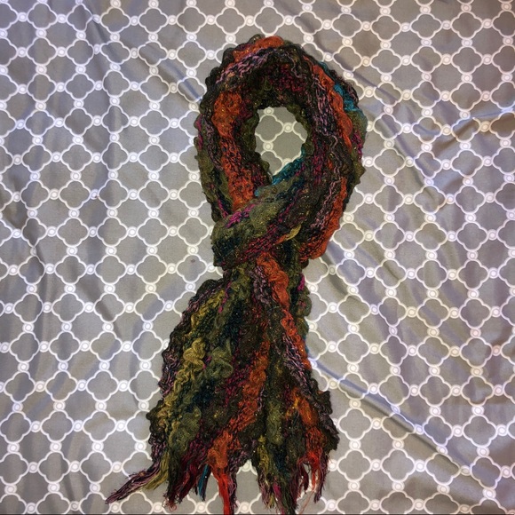 Soft scarf or pashmina - Picture 2 of 5